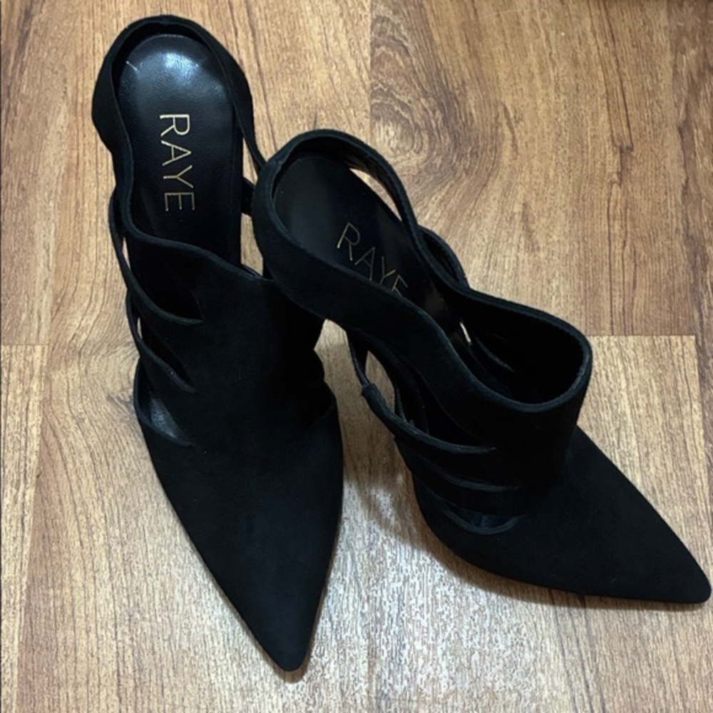Chloe by RAYE Black Suede 4 1/4 inch Heels. Gently worn, great cond. US size 7